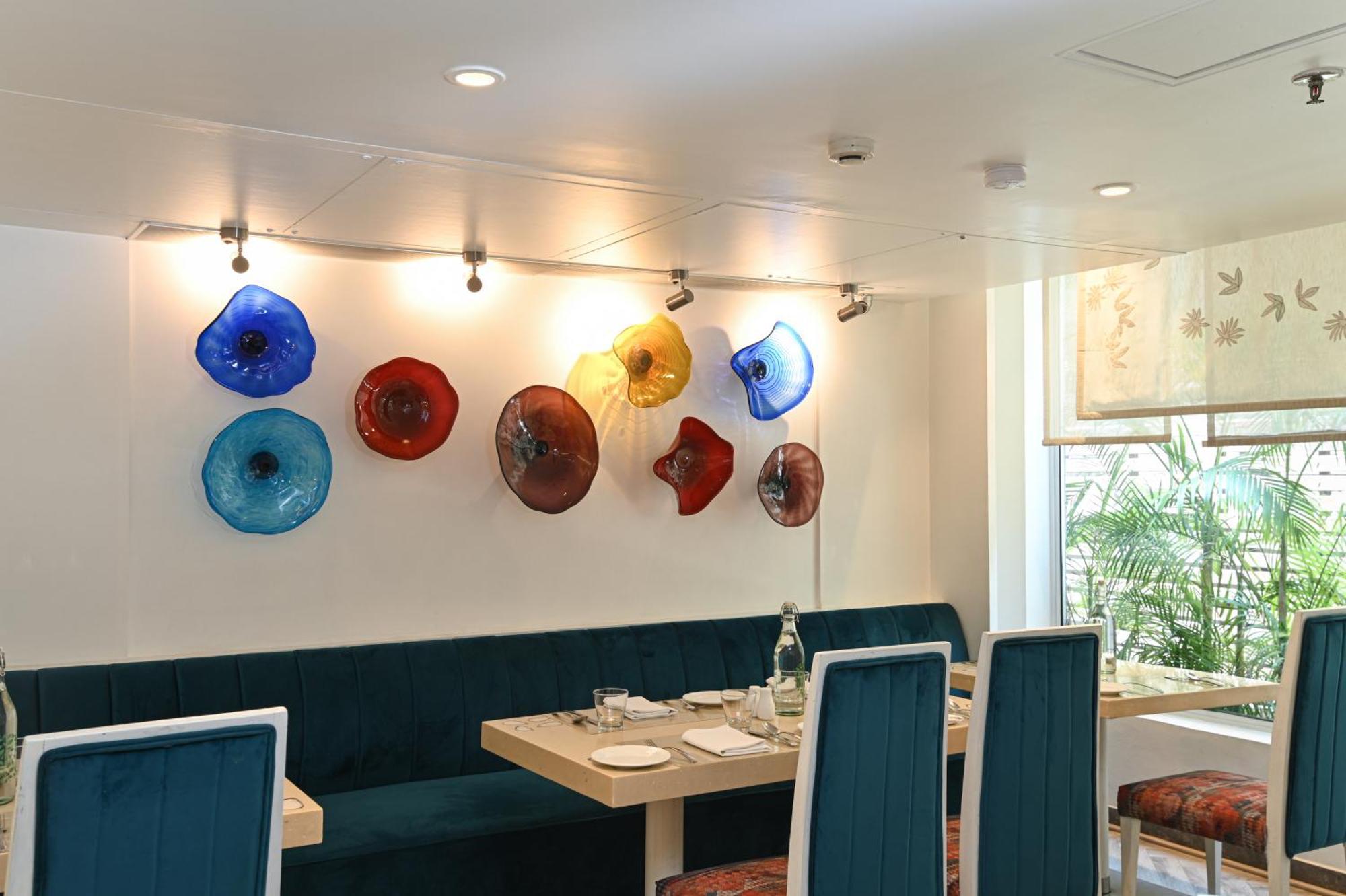 The Ashtan Sarovar Portico New Delhi Exterior photo